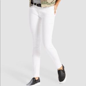 Levi's® Women's 711™ Mid-Rise Skinny Jeans White